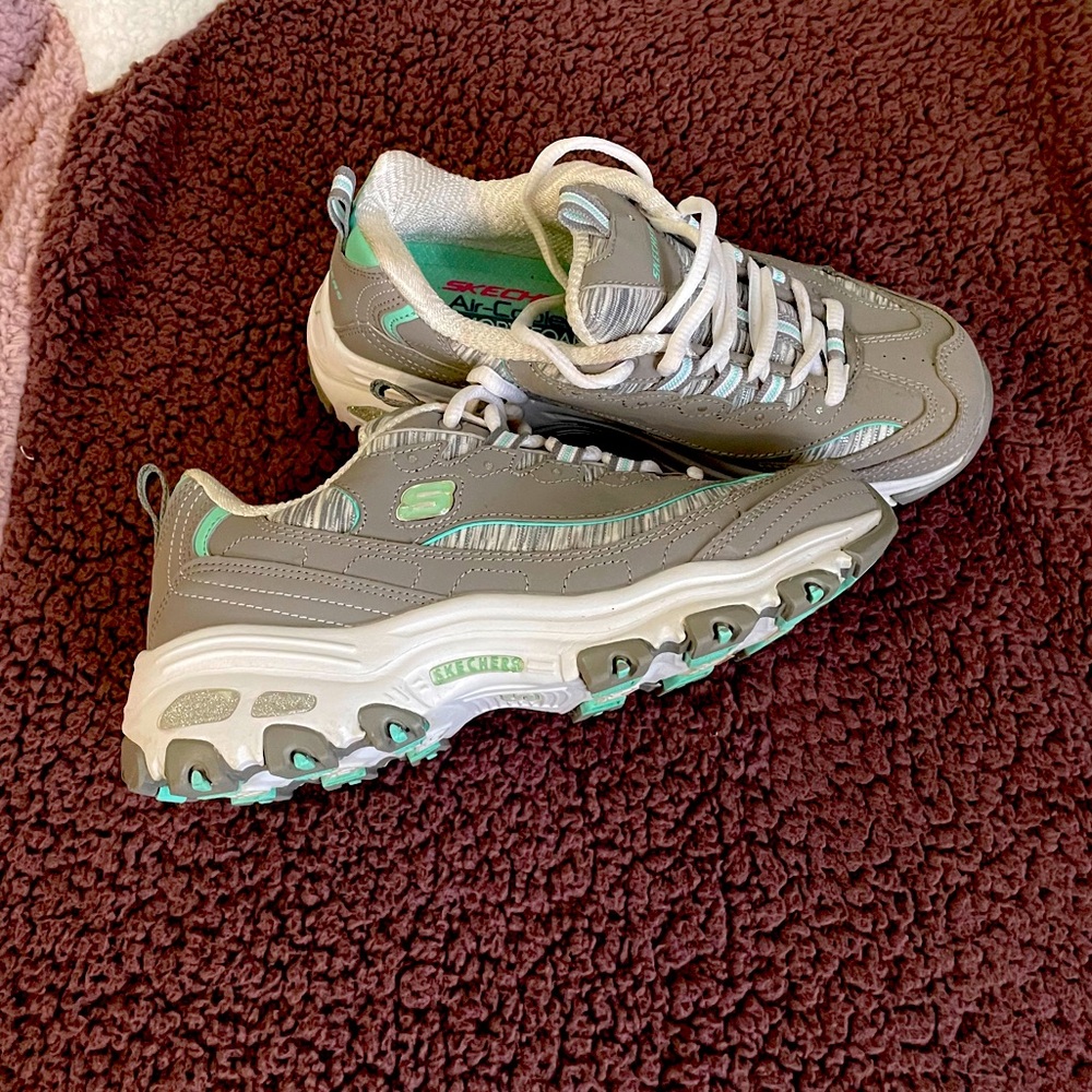 Sketchers Air-cool MEMORY FOAM SNEAKERS WOMAN.